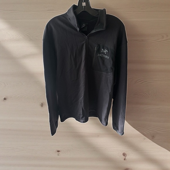 Black Arc'teryx Half-Zip Pullover - Picture 1 of 13